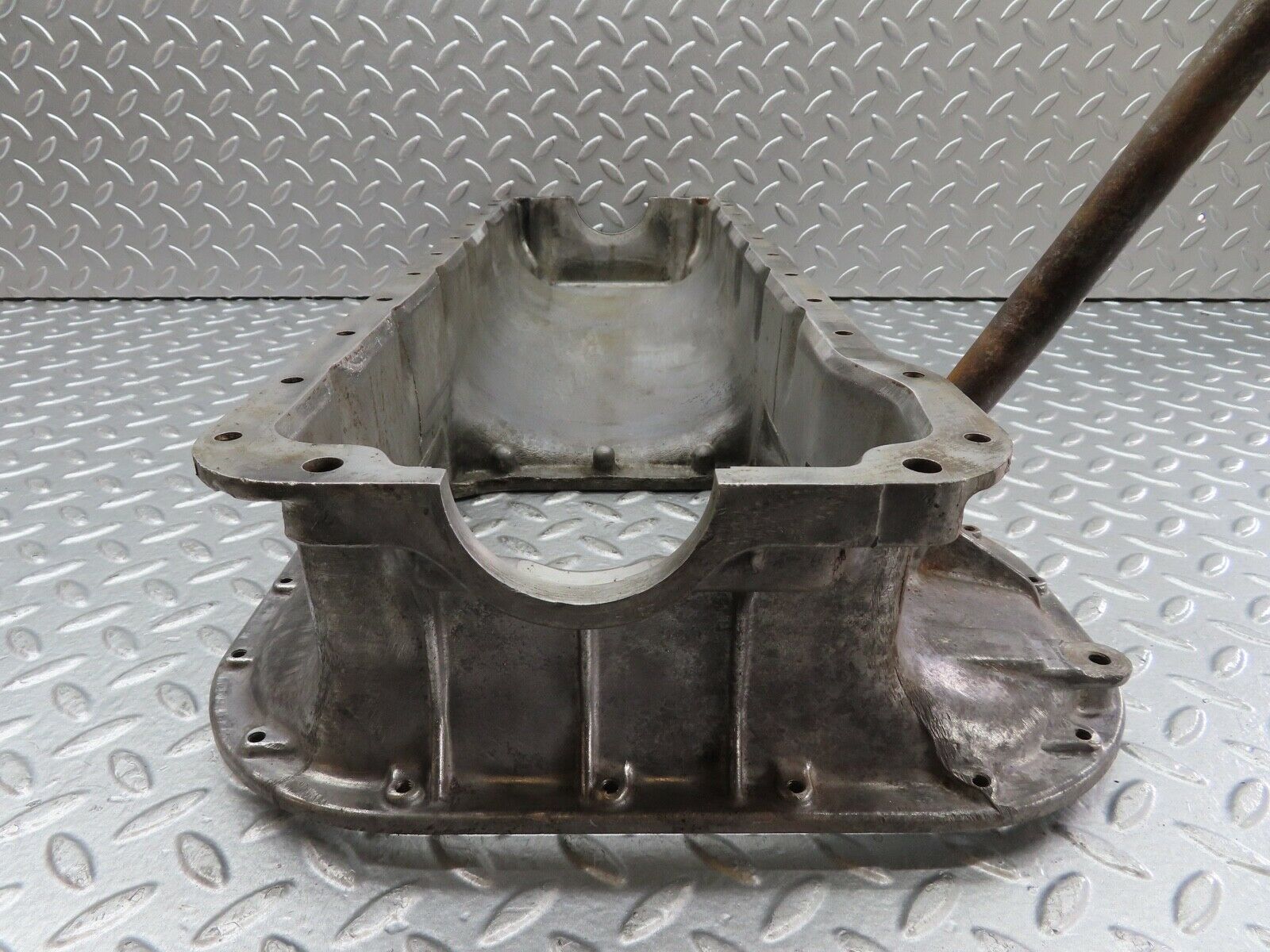 18472 Mercedes-Benz W111 220SE Coupe Oil Pan Oil Sump 1800142302