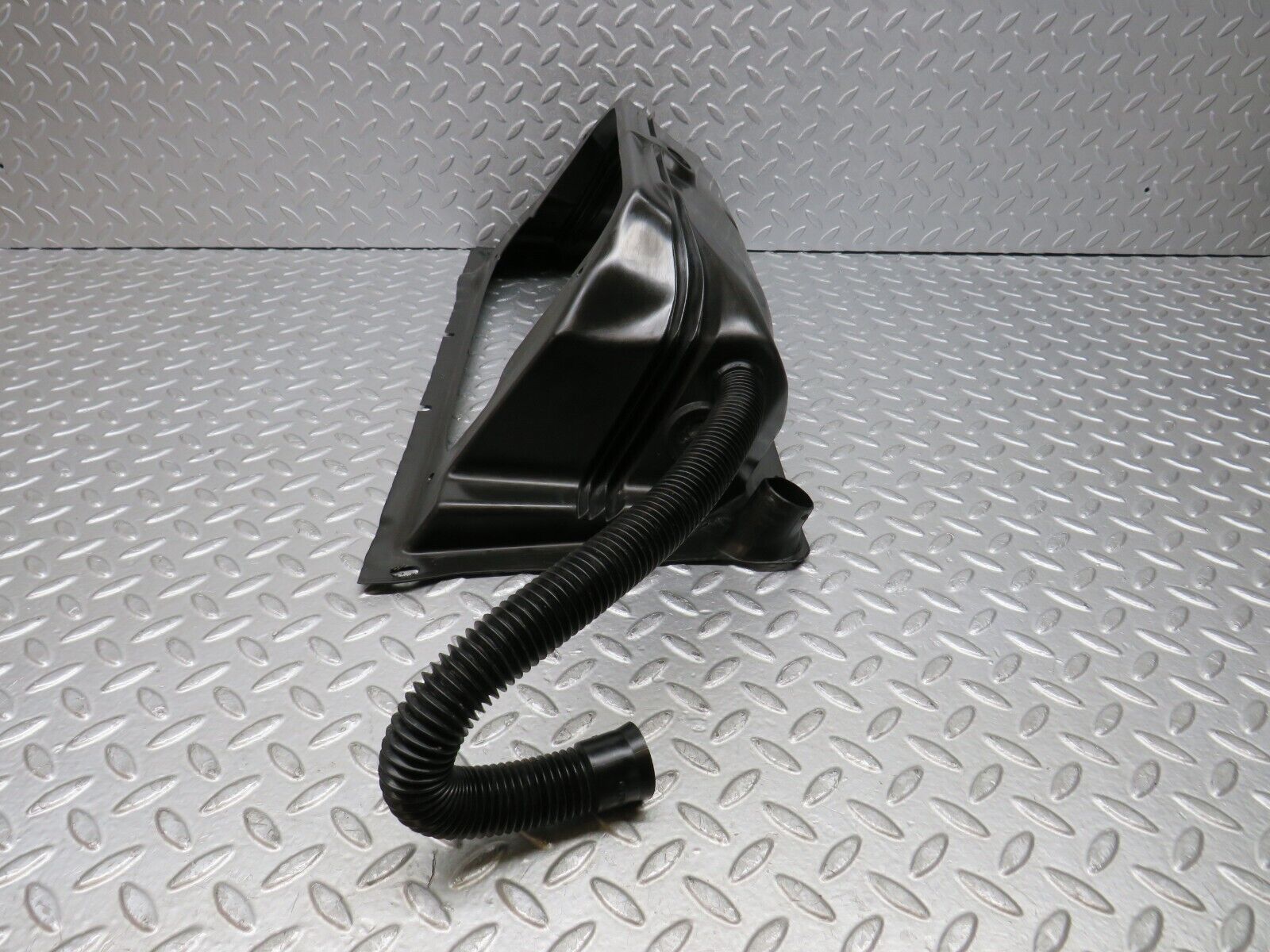 39363 Mercedes-Benz R129 320SL Coupe Heater Blower Motor Housing 1298311746