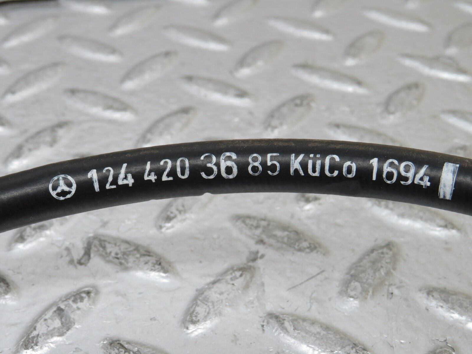 26004 Mercedes-Benz W124 280E Handbrake Cable 1244203685