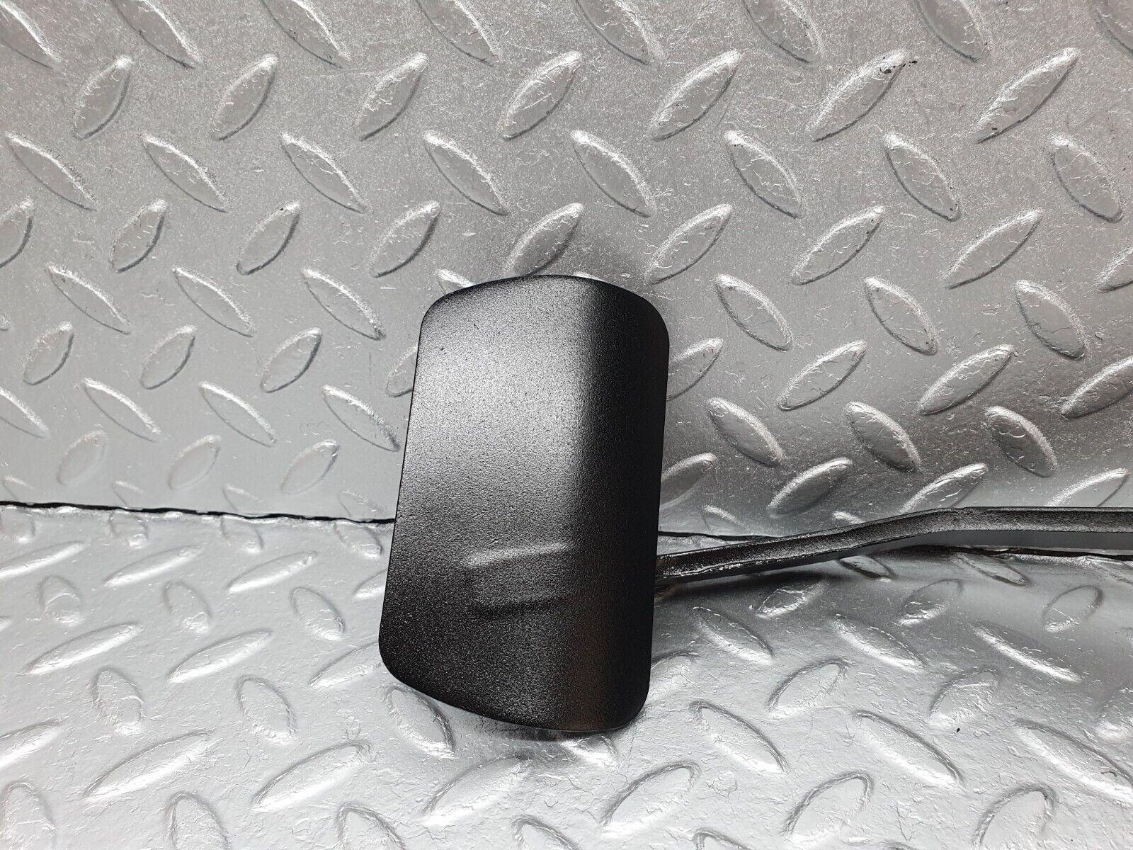 40834 Mercedes-Benz W123 300D Brake Pedal