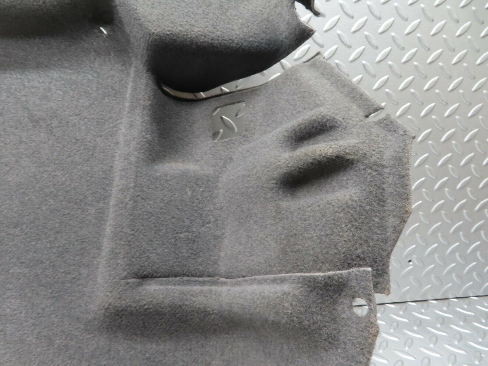 14850 Mercedes-Benz W140 S320 Trunk Cover Panel Right Side A1406905408