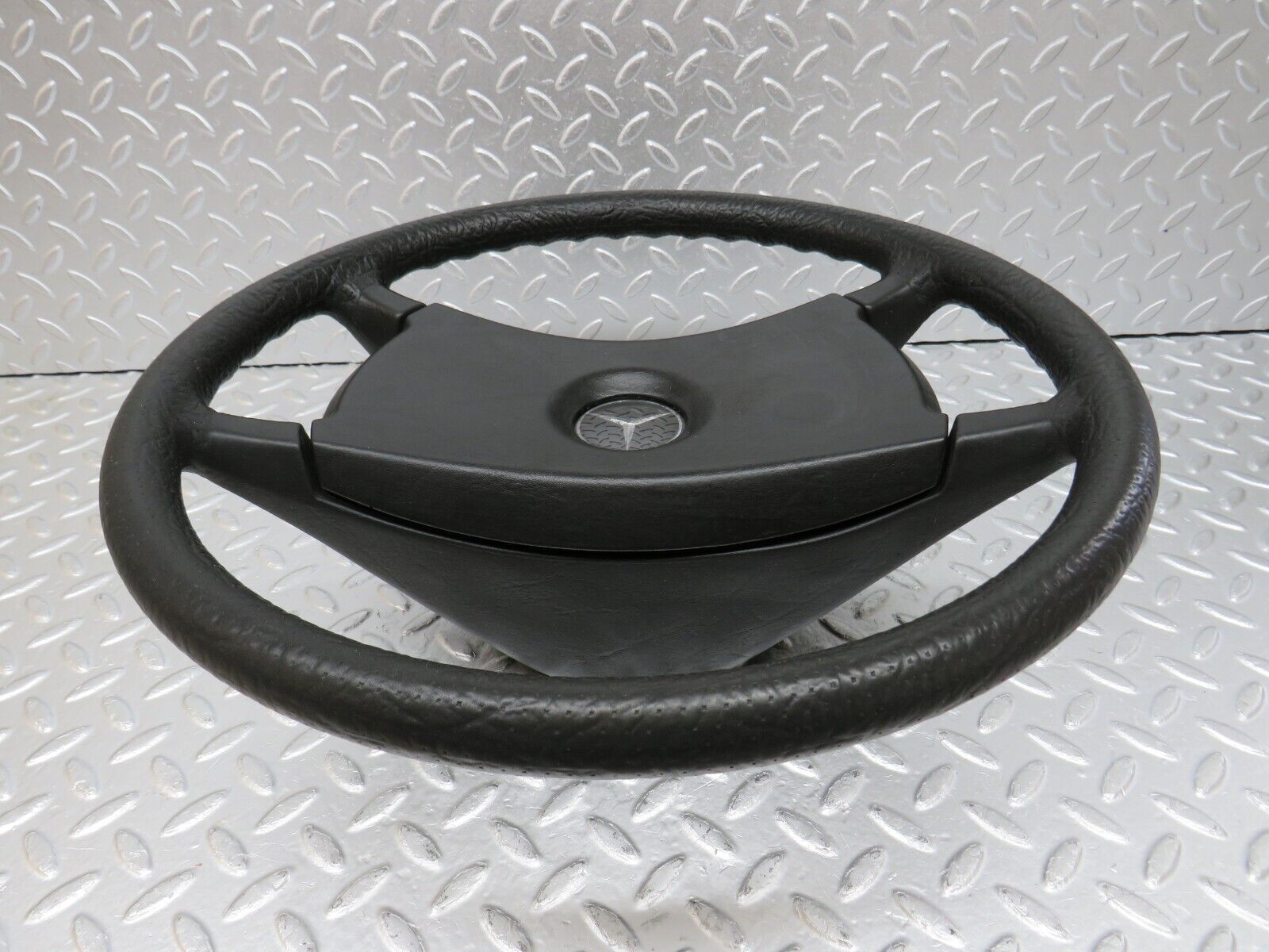 34340 Mercedes-Benz C126 380SEC Coupe Steering Wheel 1264640017