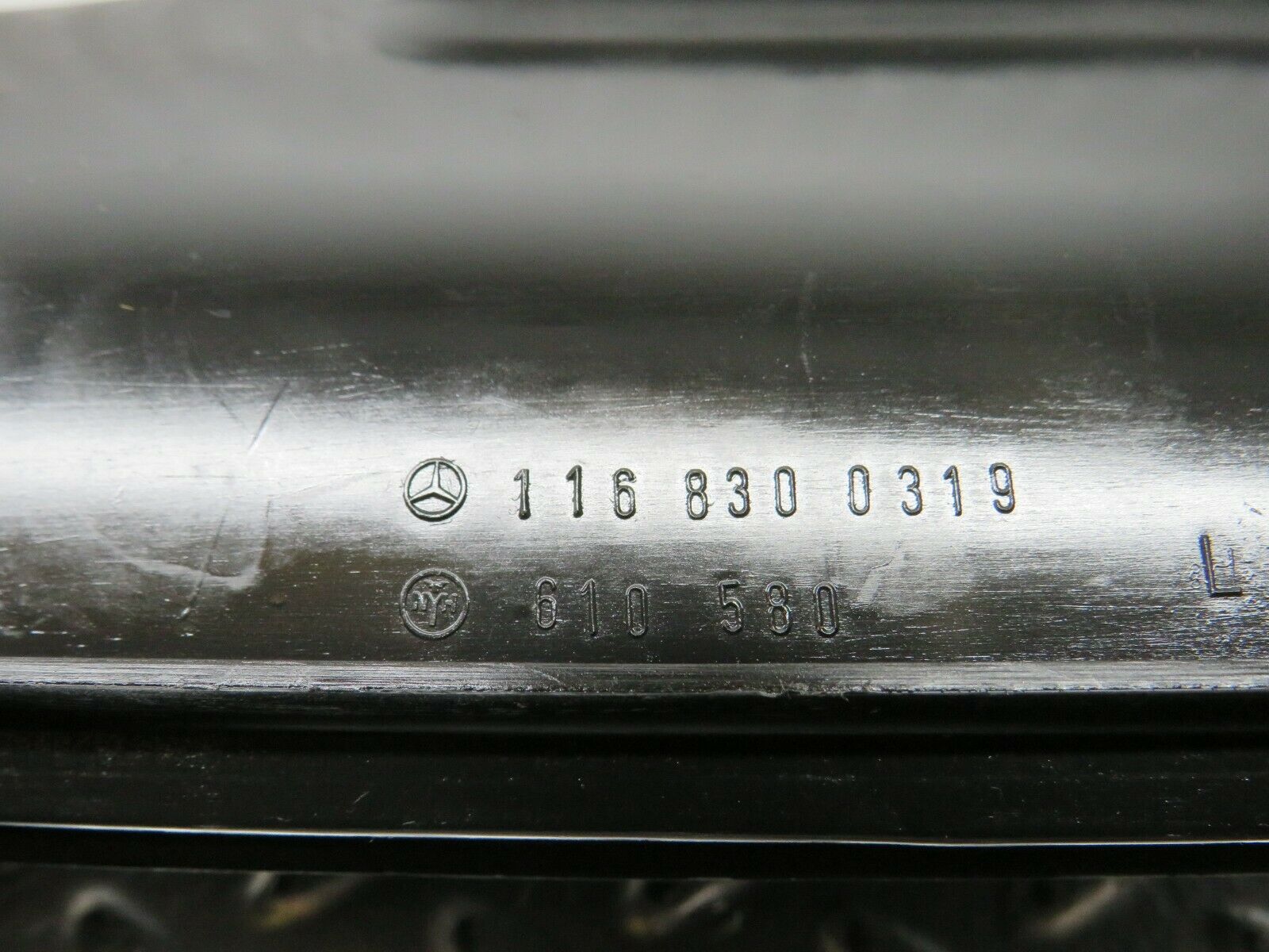 23310 Mercedes-Benz W116 350SE Dashboard Air Vent Duct Pair 1168300319