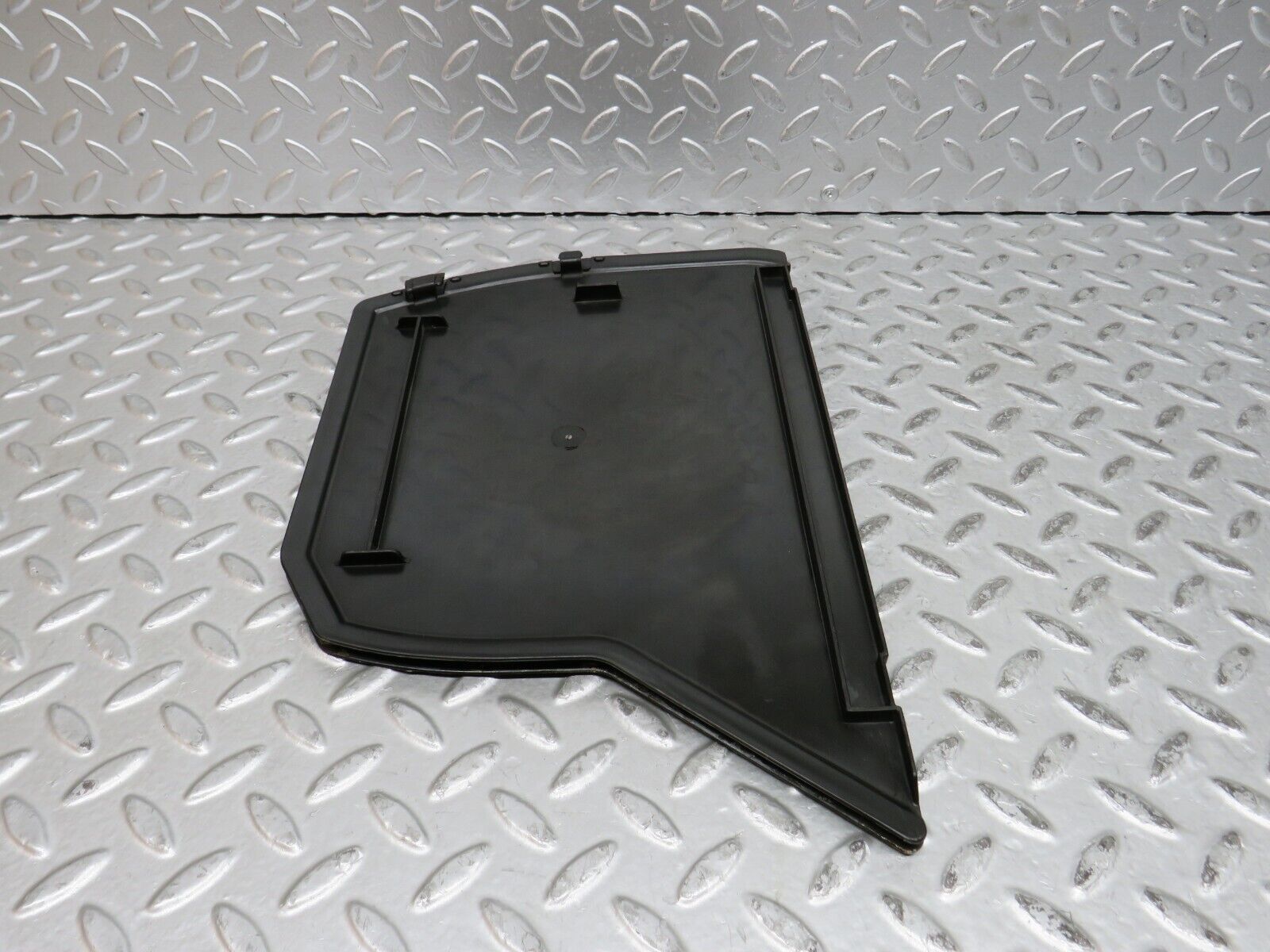 29055 Mercedes-Benz C124 320CE Rear Left Cover For Window Regulator 1246921522