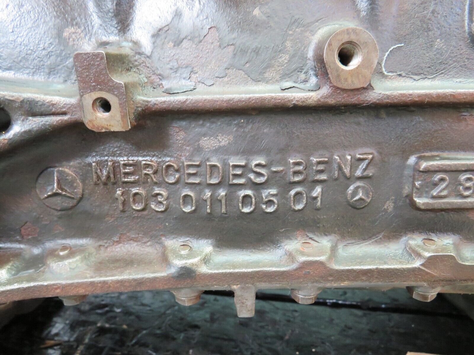 34254 Mercedes-Benz W124 260E Complete Engine 1030110501 M103.940