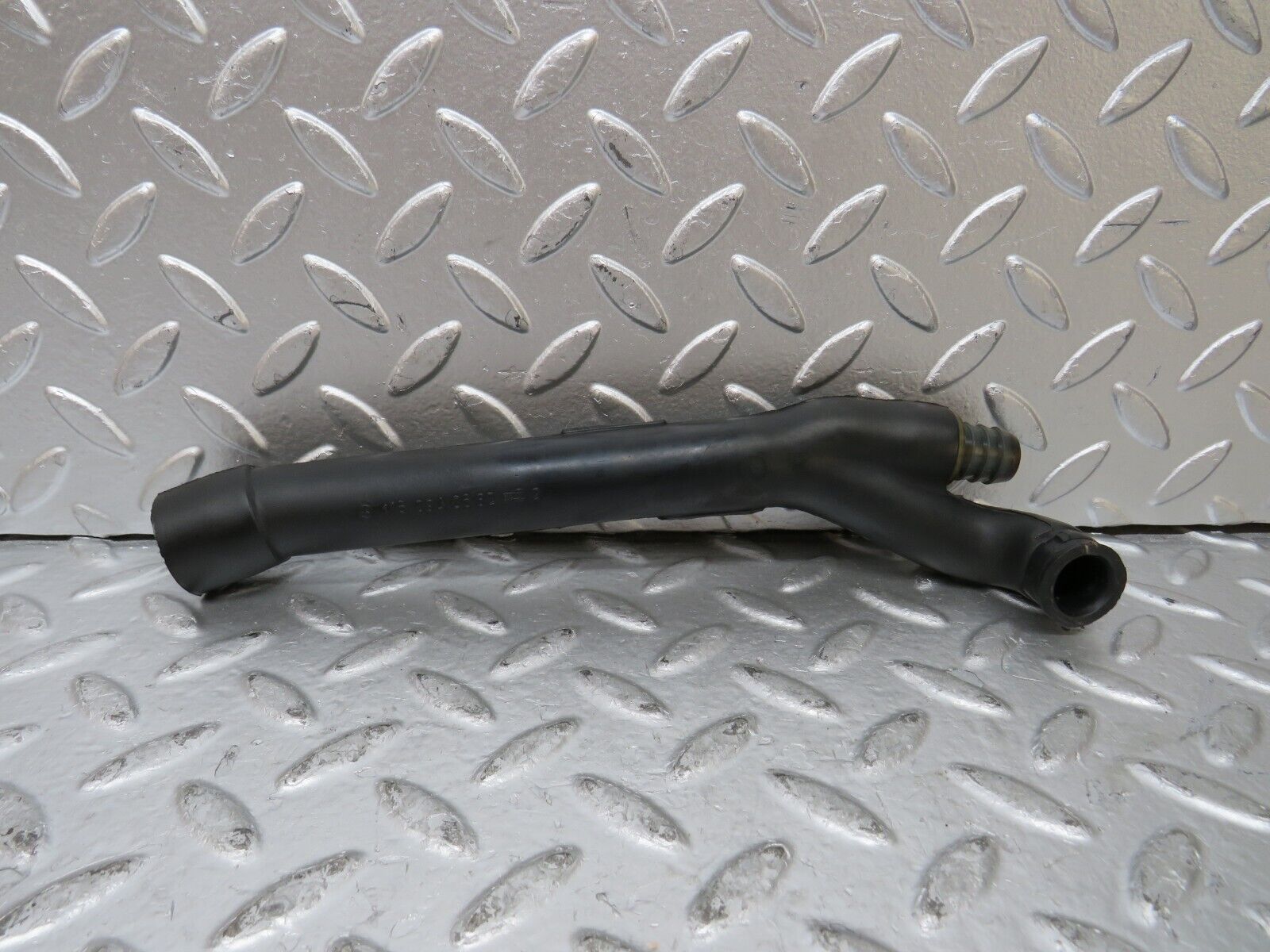 26317 Mercedes-Benz W116 450SE Air Intake Breather Hose 1160940682