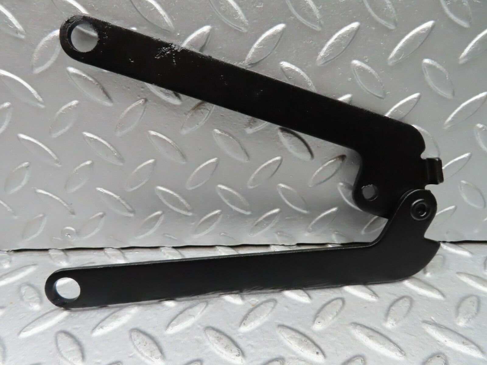 19830 Mercedes-Benz W108 280SE Bonnet Hinge Left