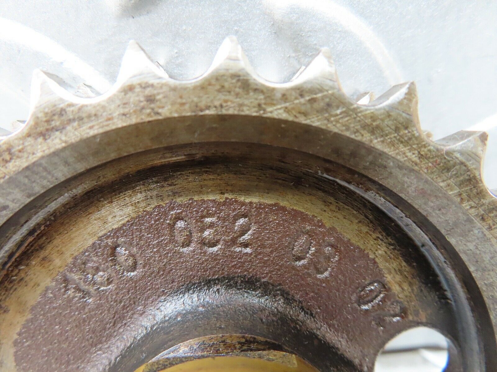 18855 Mercedes-Benz W121 190b Ponton Camshaft Sprocket 1800520302