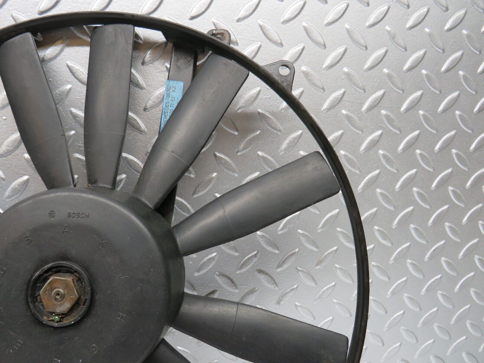 31199 Mercedes-Benz S124 220TE Wagon Cooling Fan Bosch 0005007193