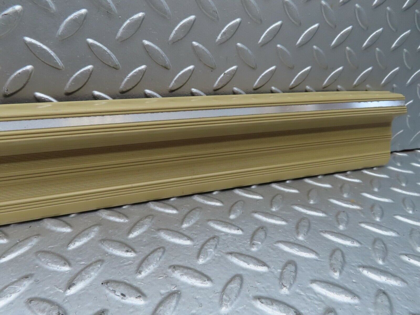 15392 Mercedes-Benz W123 230E Front Left Door Sill Trim Beige