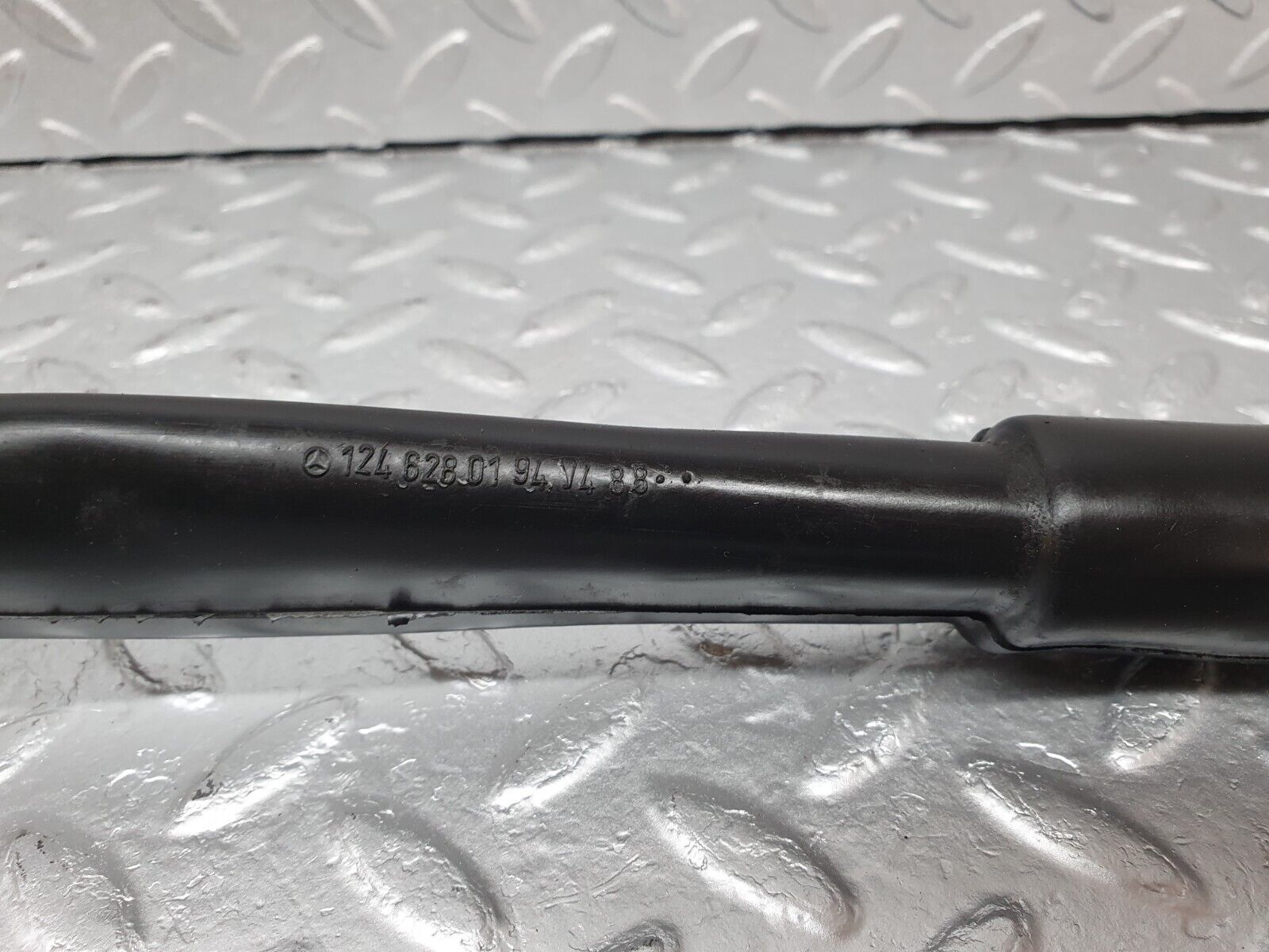 41576 Mercedes-Benz W124 200E Water Drain Hose Pair 1246280394 1246280194