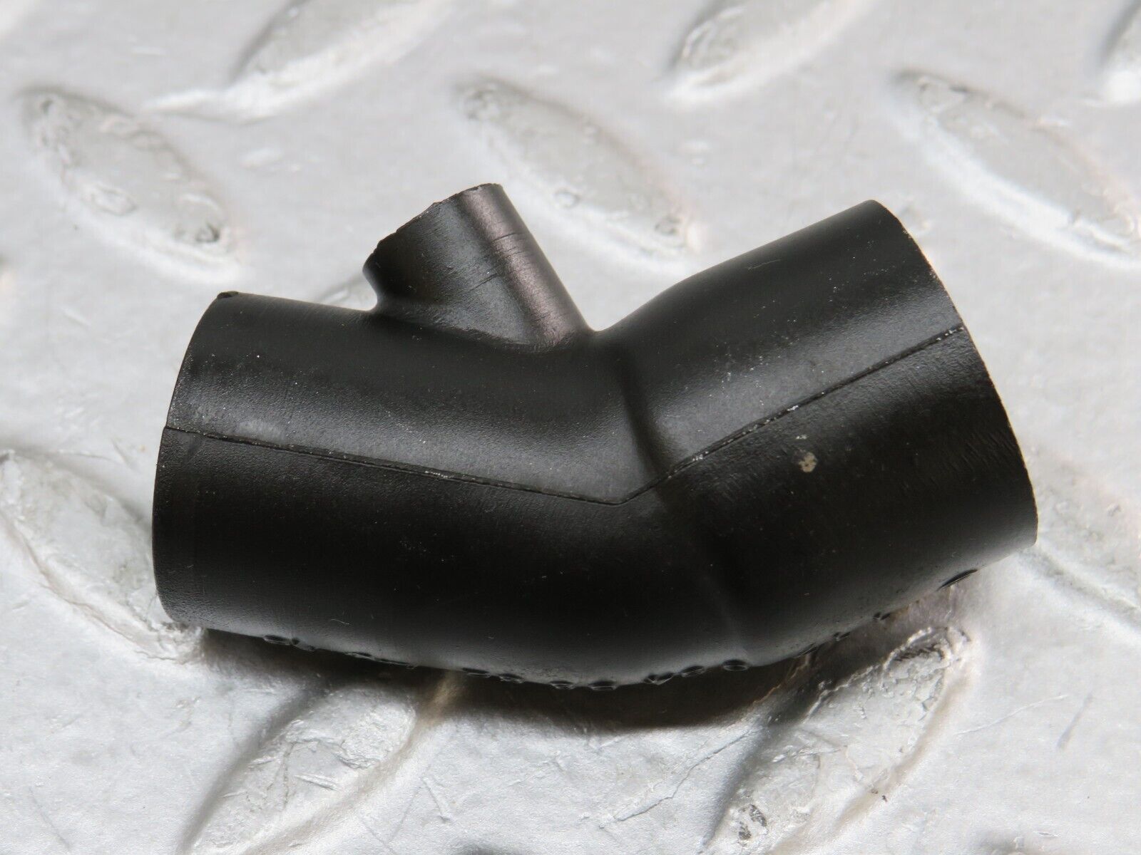 36281 Mercedes-Benz W126 420SE Crankcase Breather Hose Pipe 2x 1160940791 1170940882