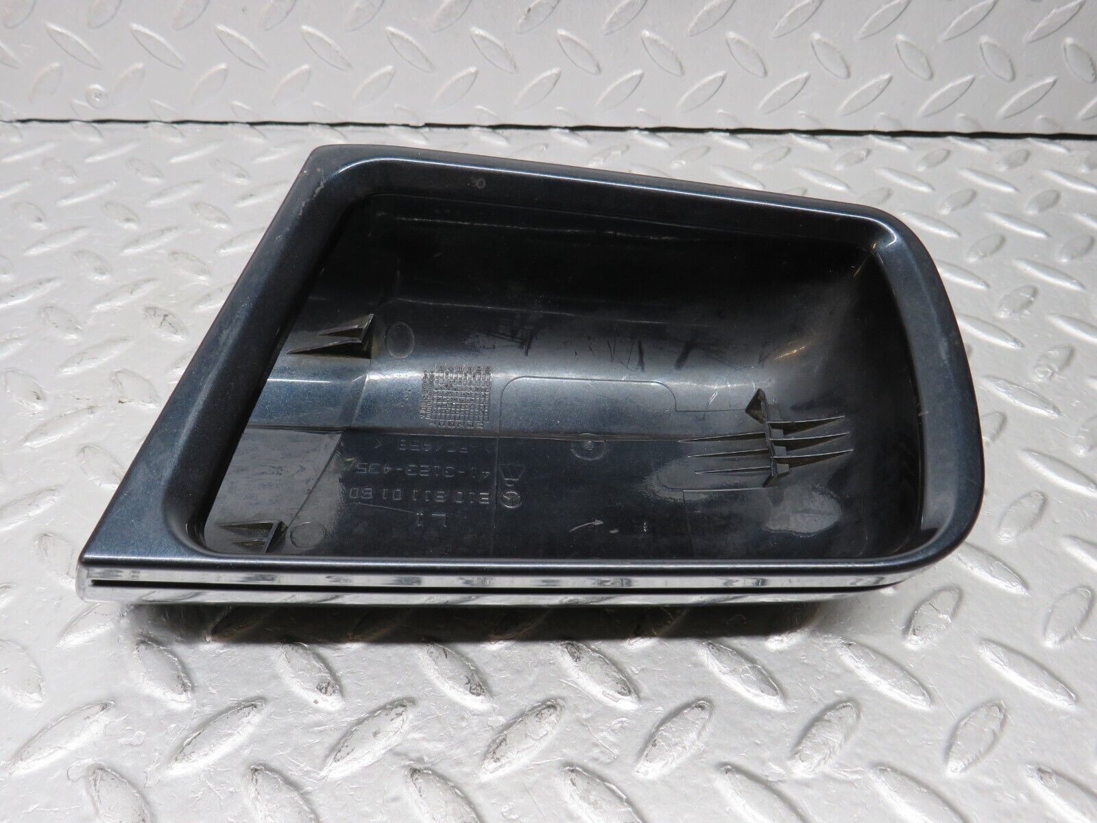 38171 Mercedes-Benz W210 Wing Mirror Housing Left 2108110160