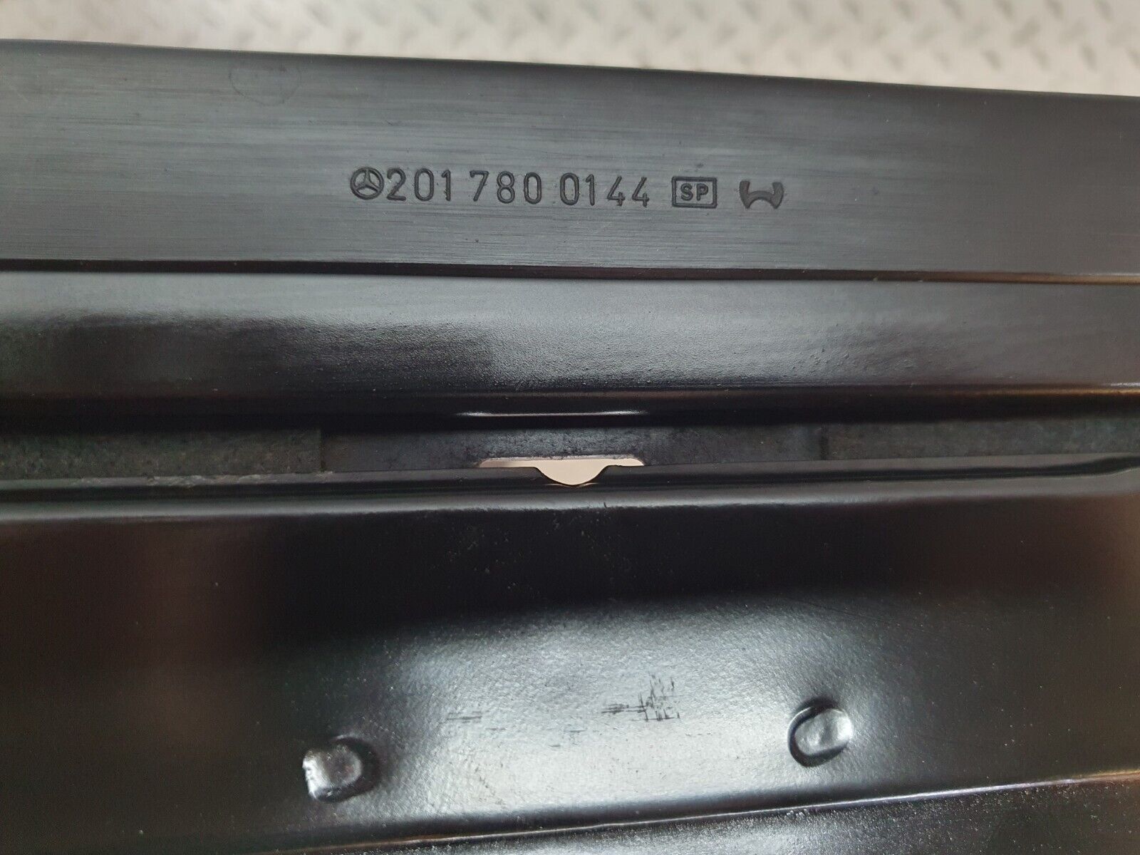 41575 Mercedes-Benz W124 200E Power Sunroof Frame 2017800144