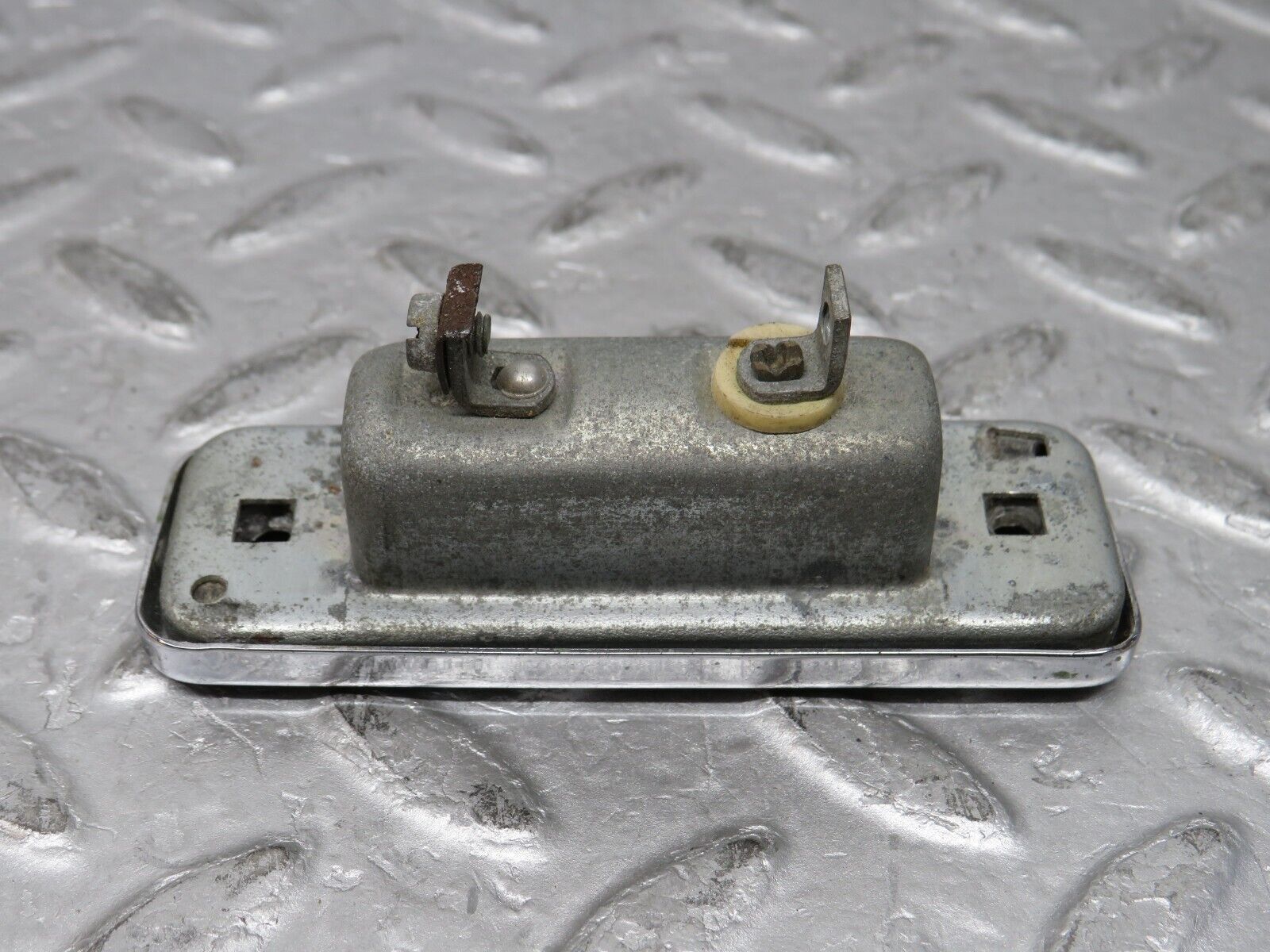 37342 Mercedes-Benz W109 300SEL number Plate Light Chrome Hella