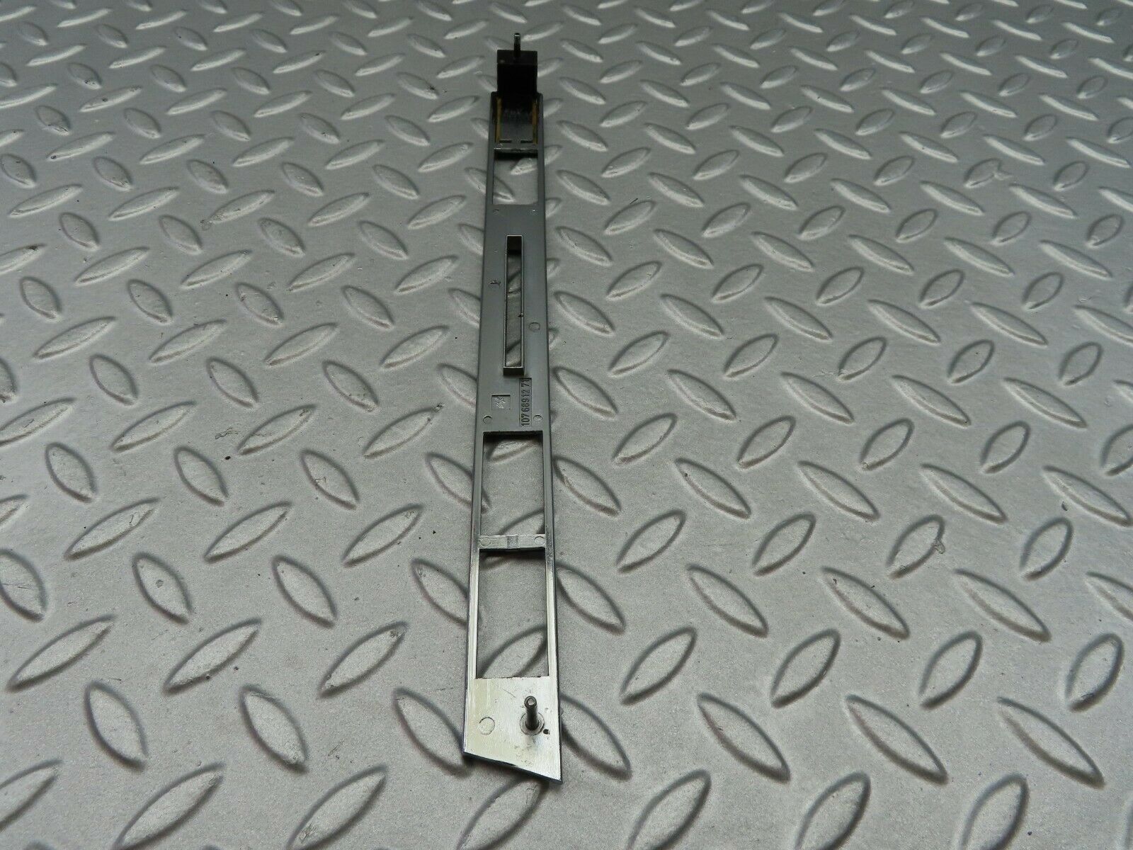 6936 Mercedes-Benz C107 350SLC Coupe Dashboard Trim Cover 1076891271