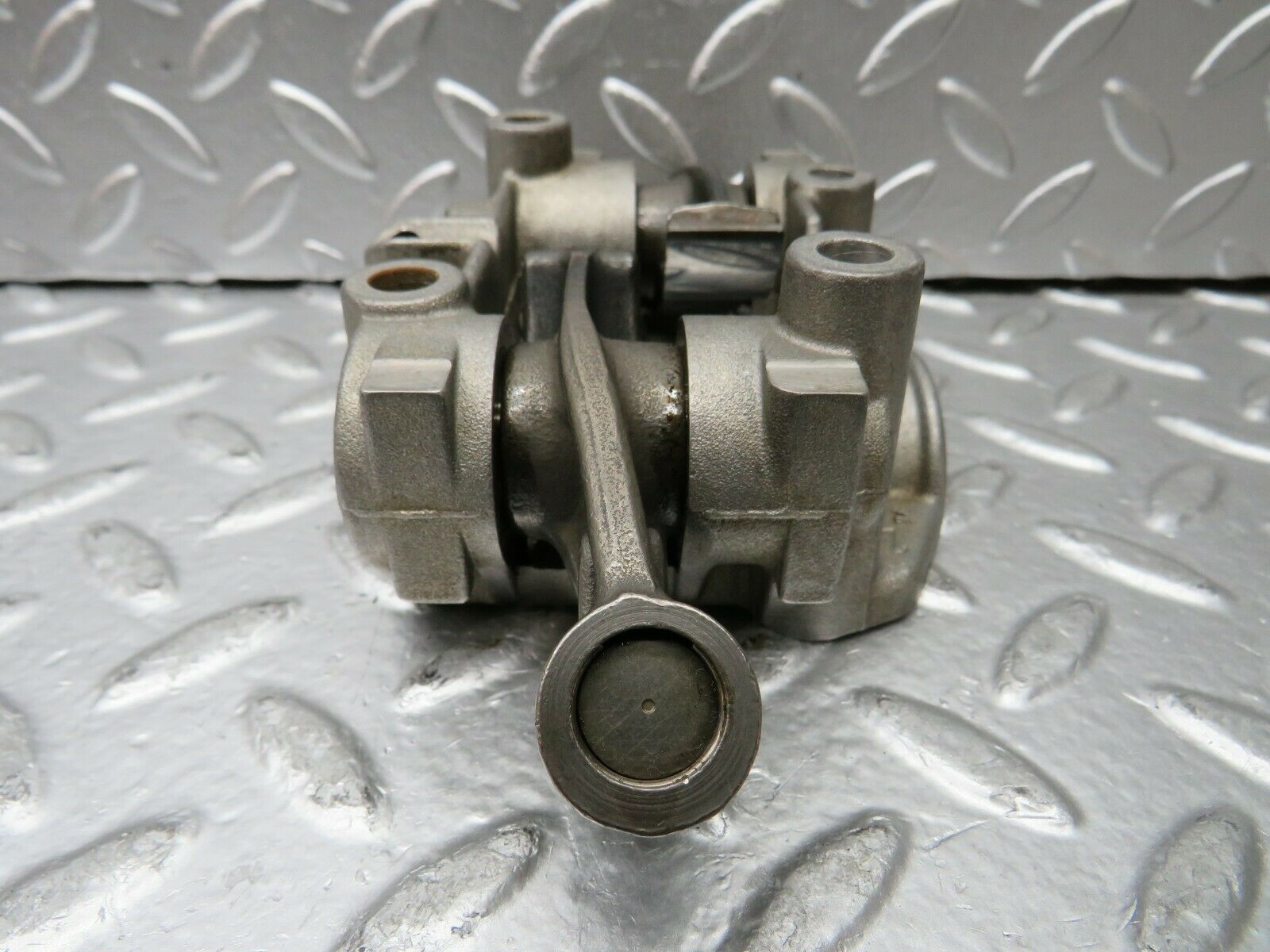 23073 Mercedes-Benz C123 230CE Coupe Rocker Arms Camshaft Bearing Block 1020512110