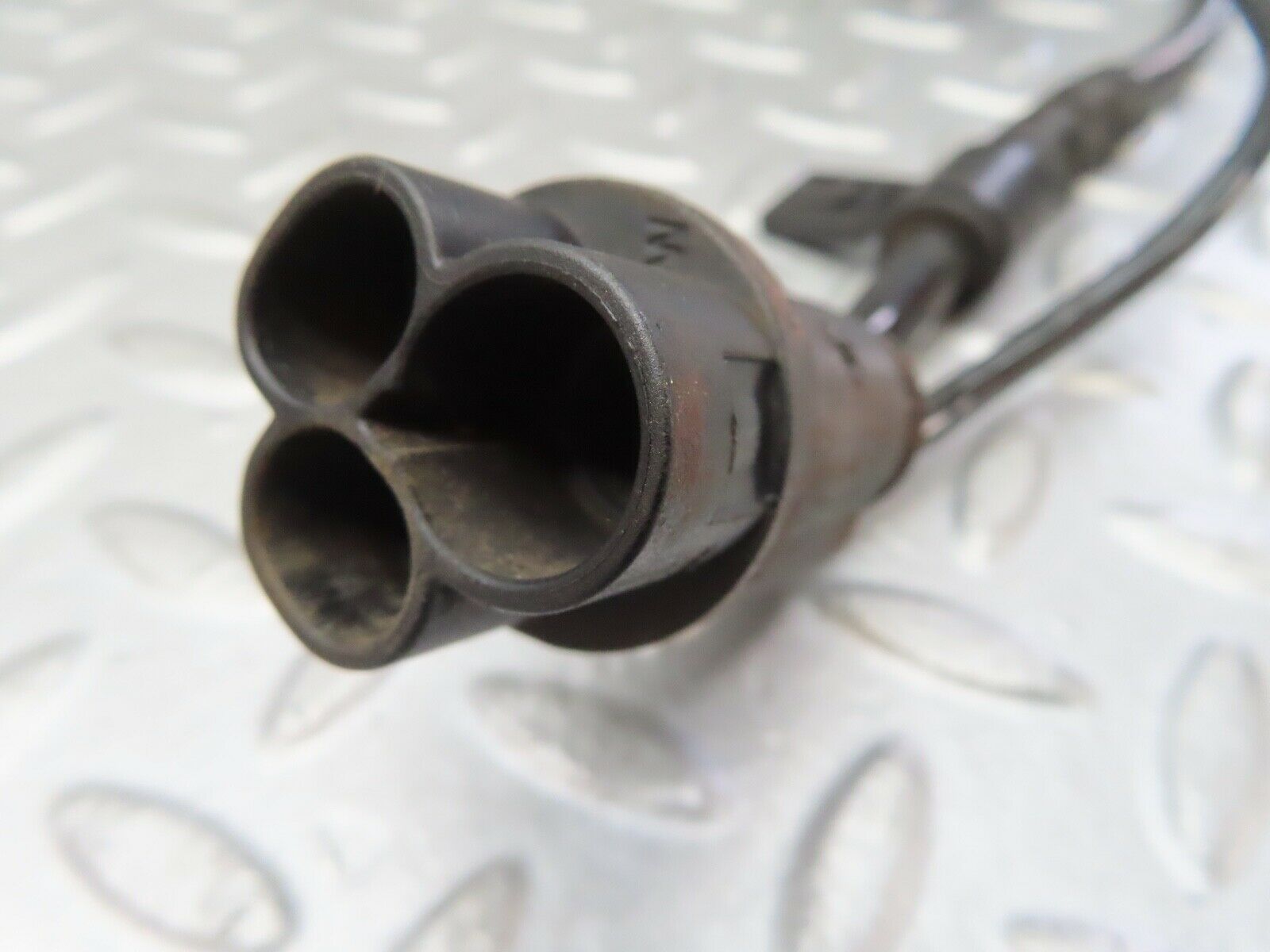 17289 Mercedes-Benz R129 300SL Coupe Front Right Brake Pad Warning Loom