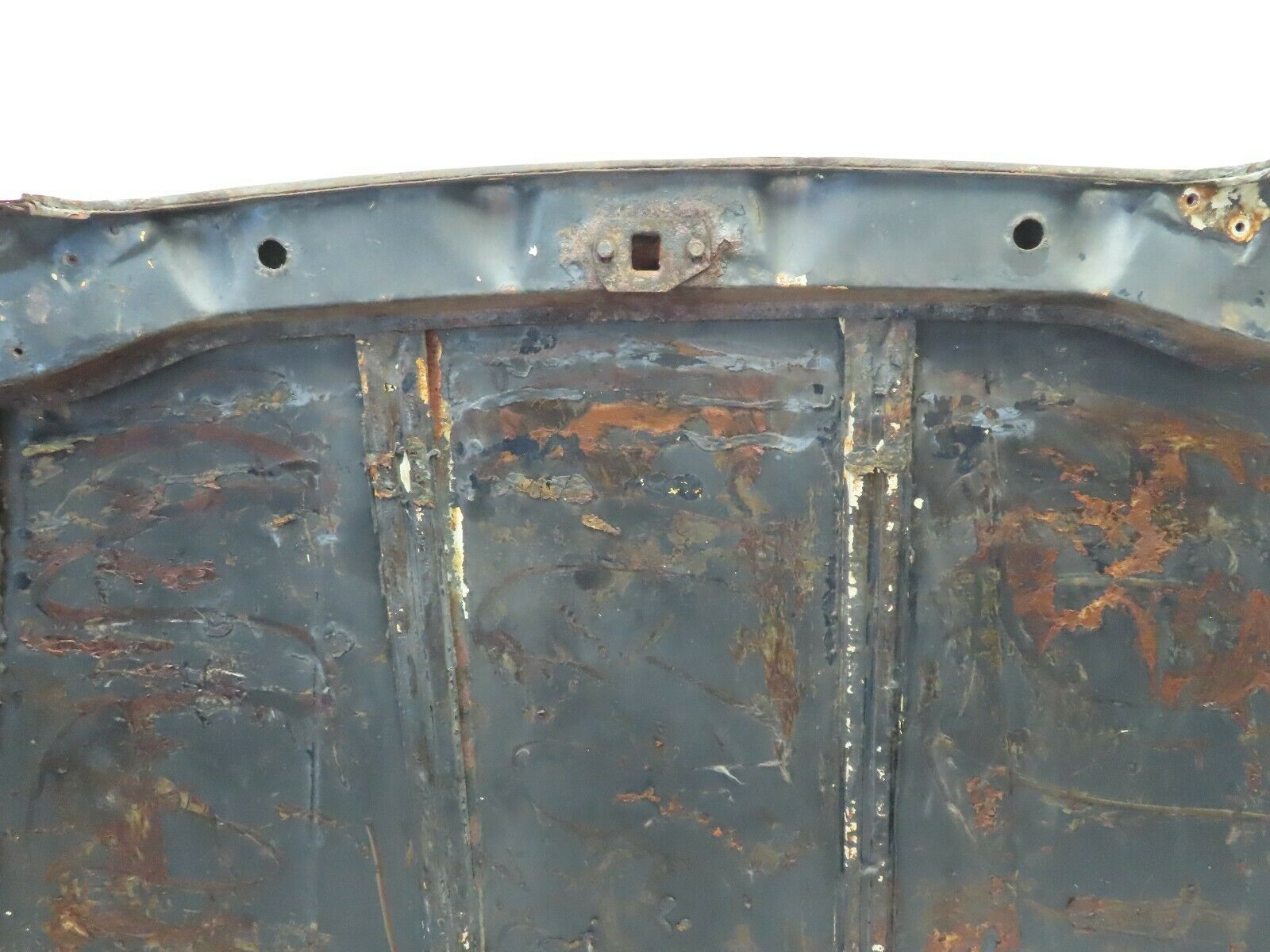 7406 Mercedes-Benz W116 450SE Bonnet