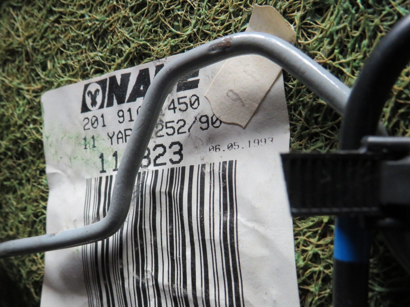 31574 Mercedes-Benz W201 190LE 1.8L Front Left Passenger Seat Black 2019101450