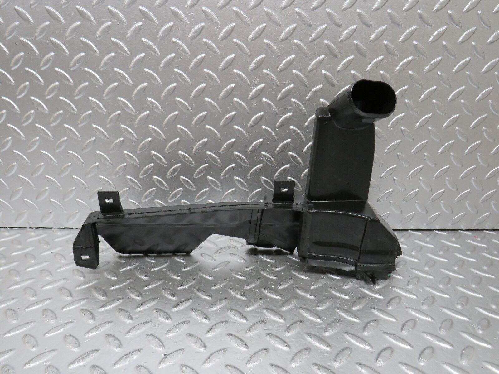 25005 Mercedes-Benz W140 S320 Engine Bay Water Drain Right 1406280473