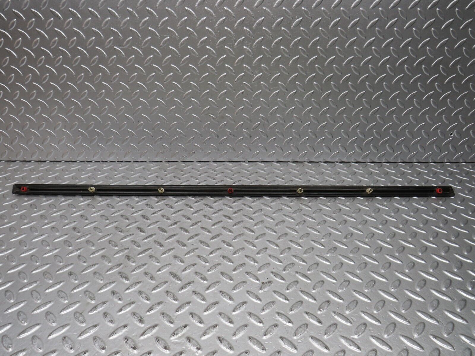 28623 Mercedes-Benz W123 280E Rear Left Door Centre Moulding Trim