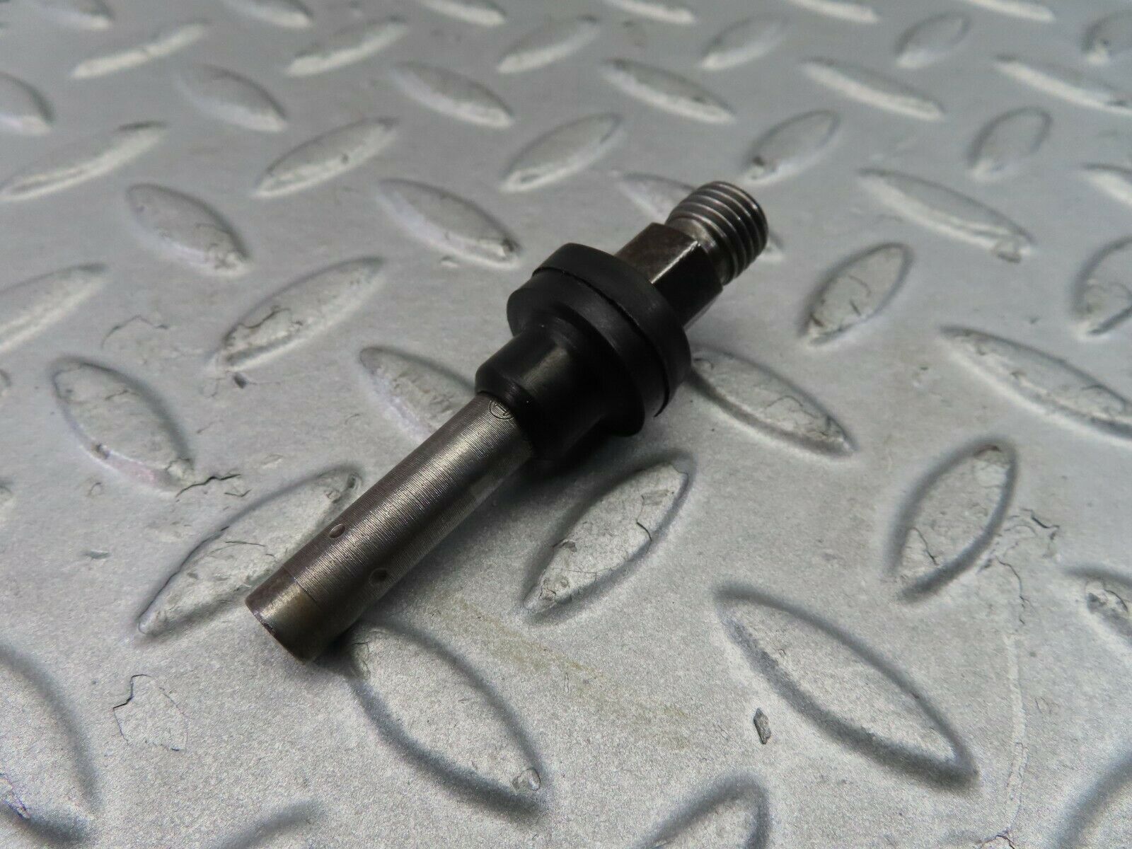 7787 Mercedes-Benz S123 230TE Wagon Fuel Injector Bosch 0437502010