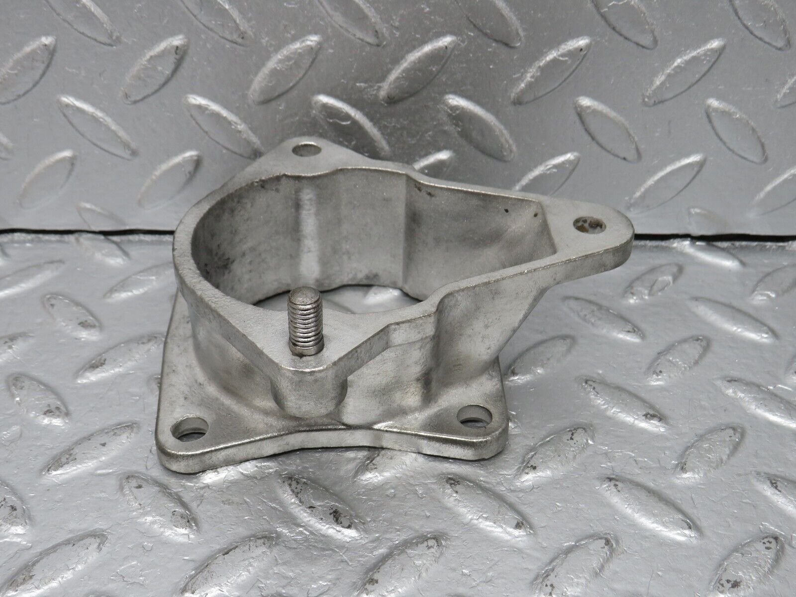 40450 Mercedes-Benz W110 230 Brake Booster Bracket 1104310145