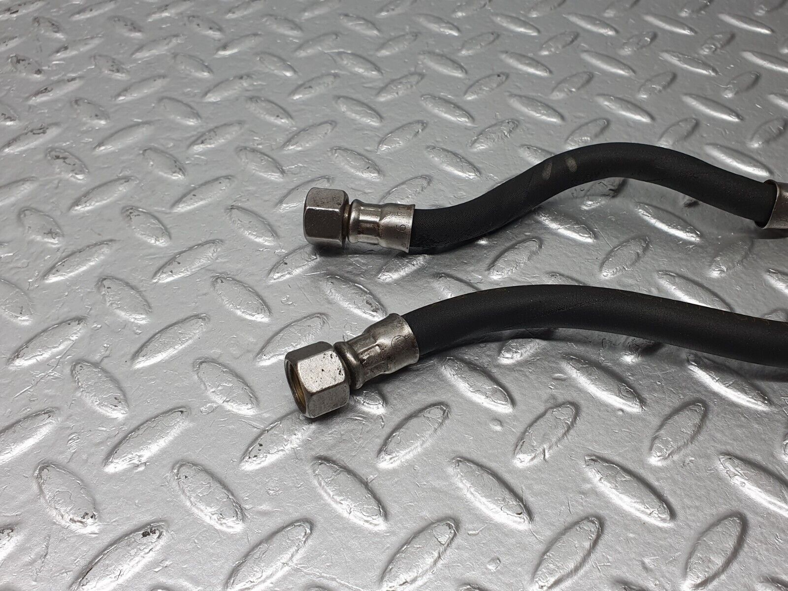 40753 Mercedes-Benz W123 300D Power Steering Oil Hose Pipe