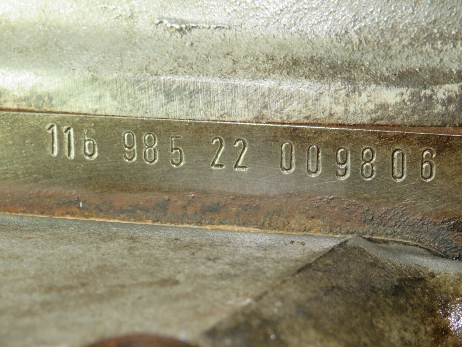 23426 Mercedes-Benz W116 350SE 8 Cylinder Petrol Engine 1160110801 M116.985