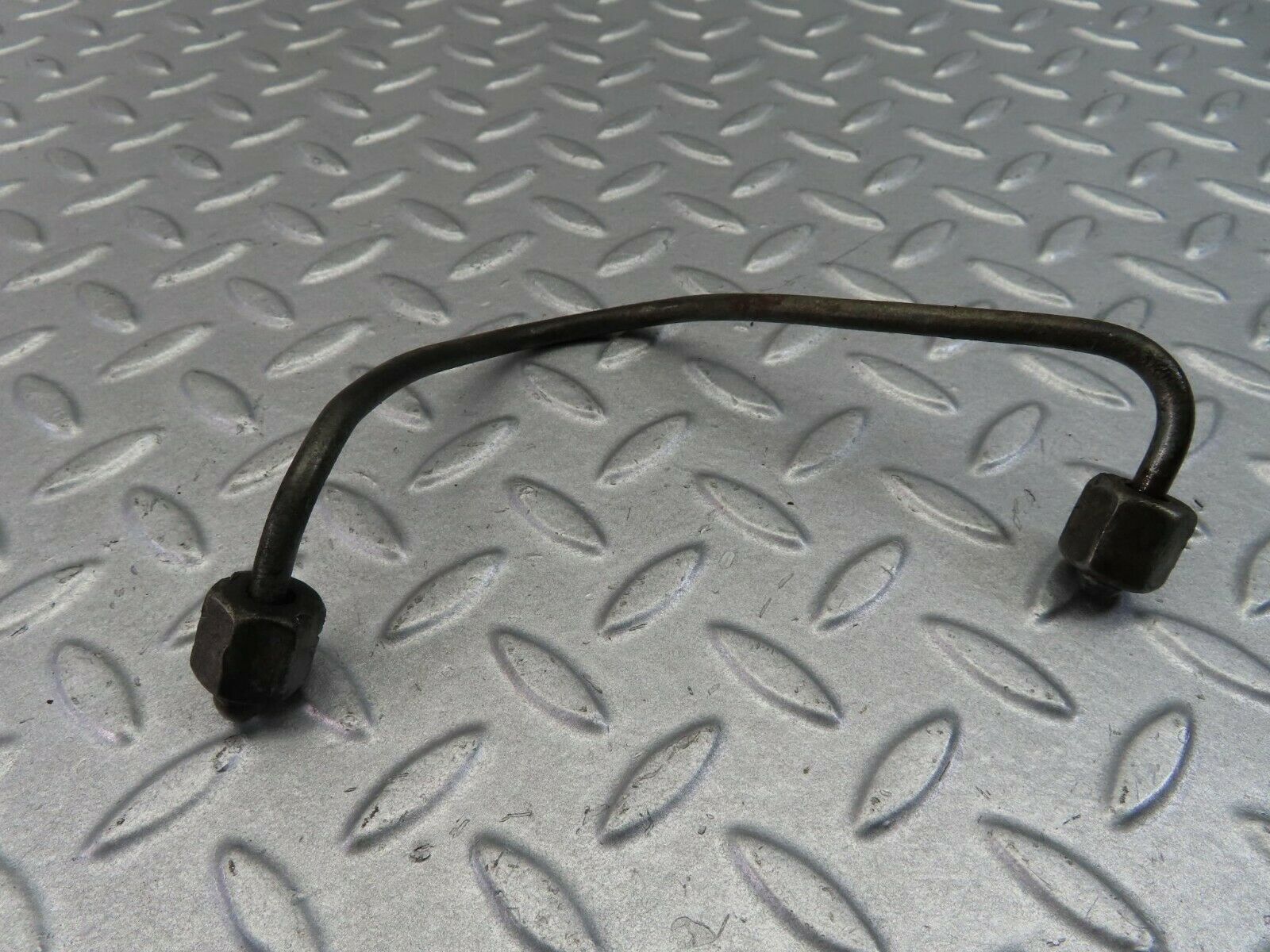 7977 Mercedes-Benz W115 220D Fuel Line Hose Set With Bracket