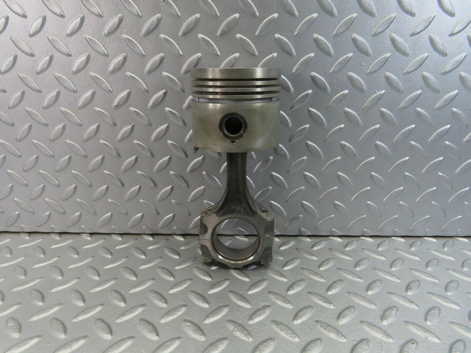 10161 Mercedes-Benz W108 Piston With Connecting Rod 86.49 mm 1300380201