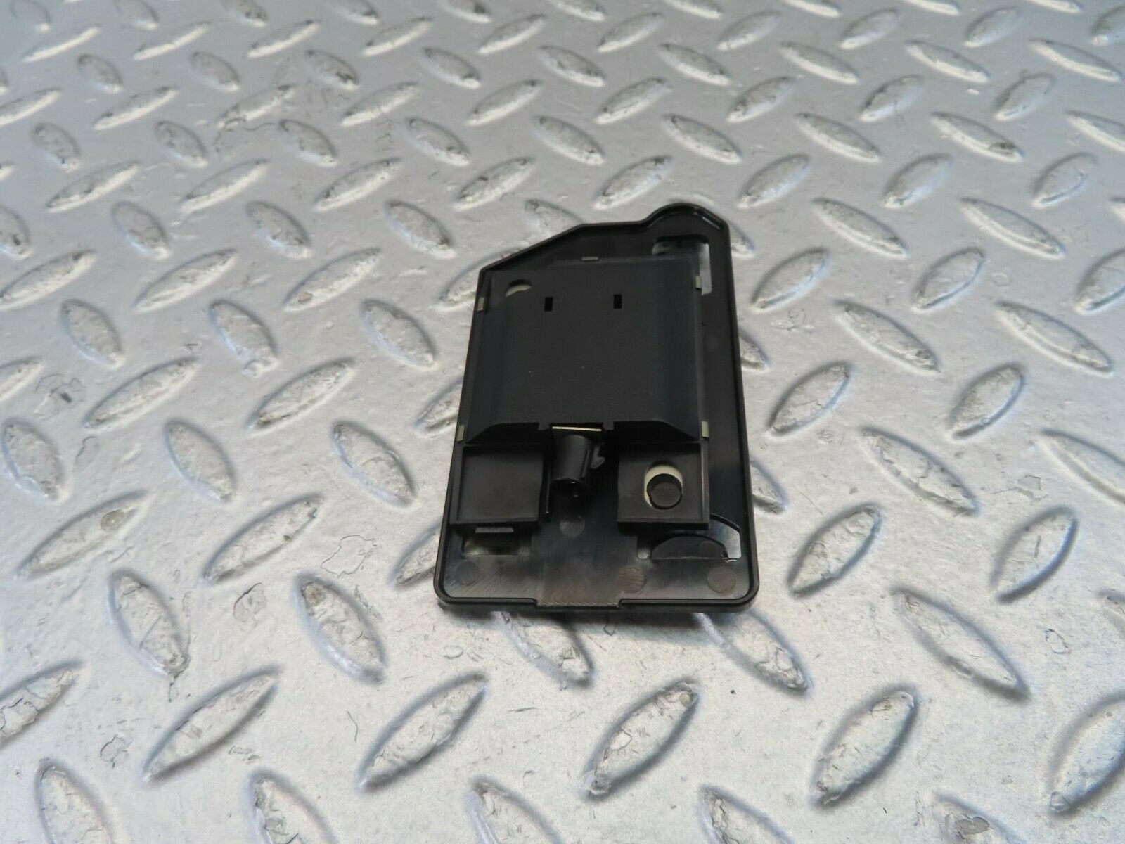 11135 Mercedes-Benz W221 S320 Bluetooth Phone Antenna Amplifier 2118203375