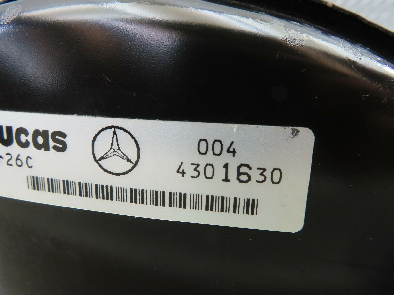 6604 Mercedes-Benz S124 E220 Wagon Brake Booster & Master Cylinder 0044301630