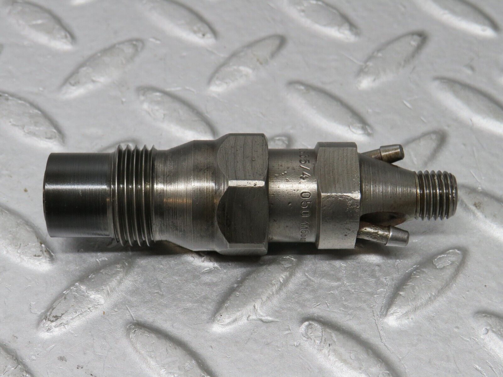 35892 Mercedes-Benz 240D OM616.912 Diesel Fuel Injector Bosch KCA30S35/4