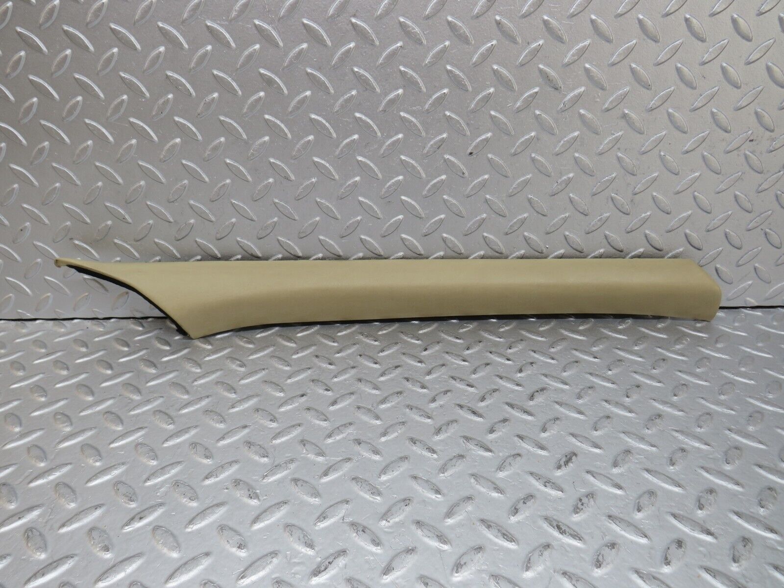 36487 Mercedes-Benz W201 190E 2.0L A Pillar Cover Trim Right Side Beige 2016922089