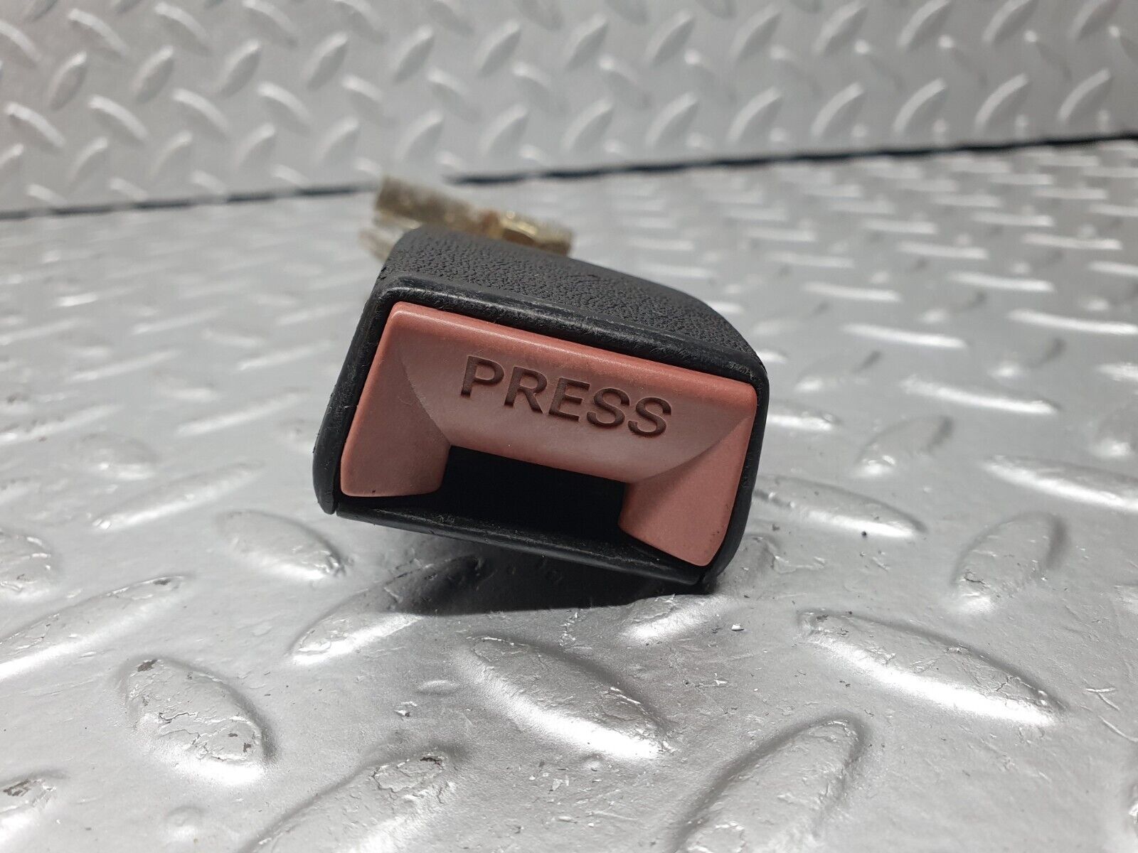 41269 Mercedes-Benz W126 300SE Front Left Seat Belt With Buckle 1268603986