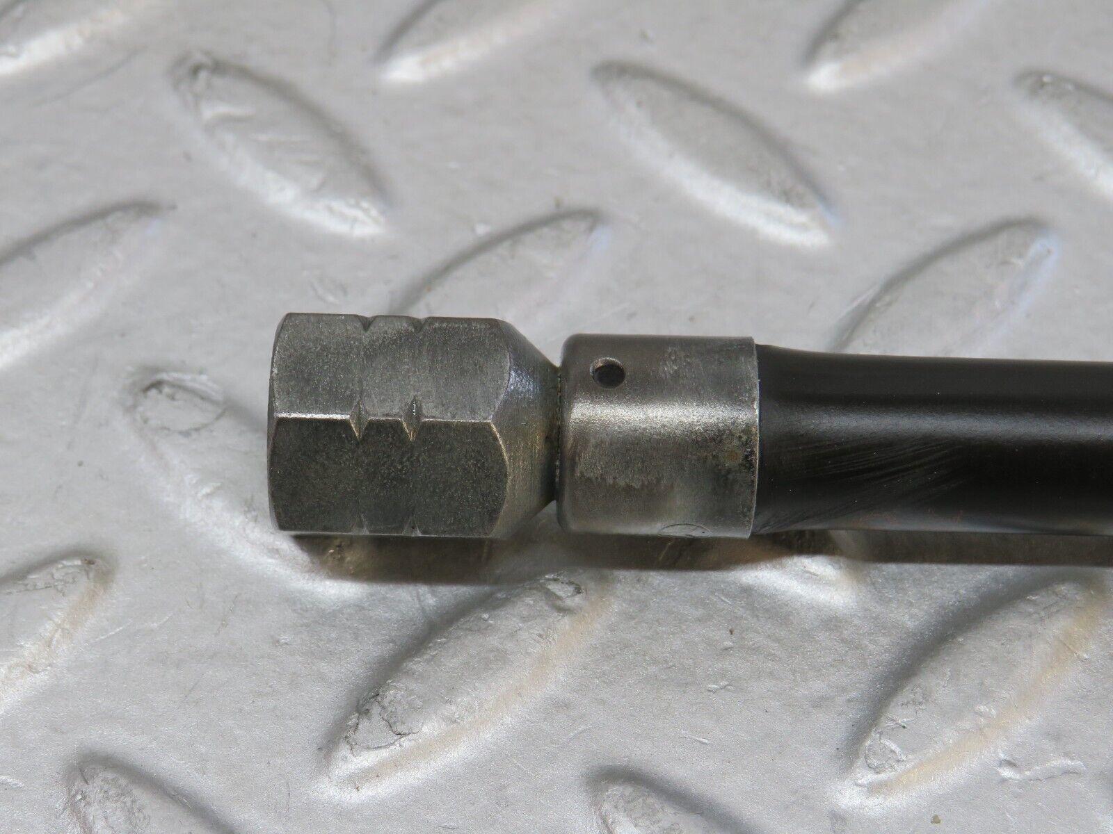 36525 Mercedes-Benz W201 190E 2.0L Fuel Line Pipe