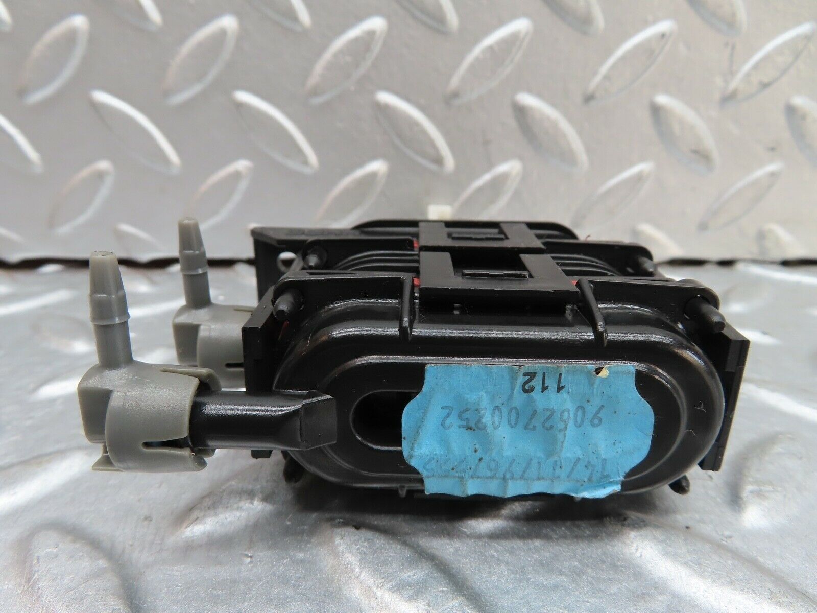 19370 Mercedes-Benz C140 CL420 Coupe Heater Box Vacuum Actuator 9062700252