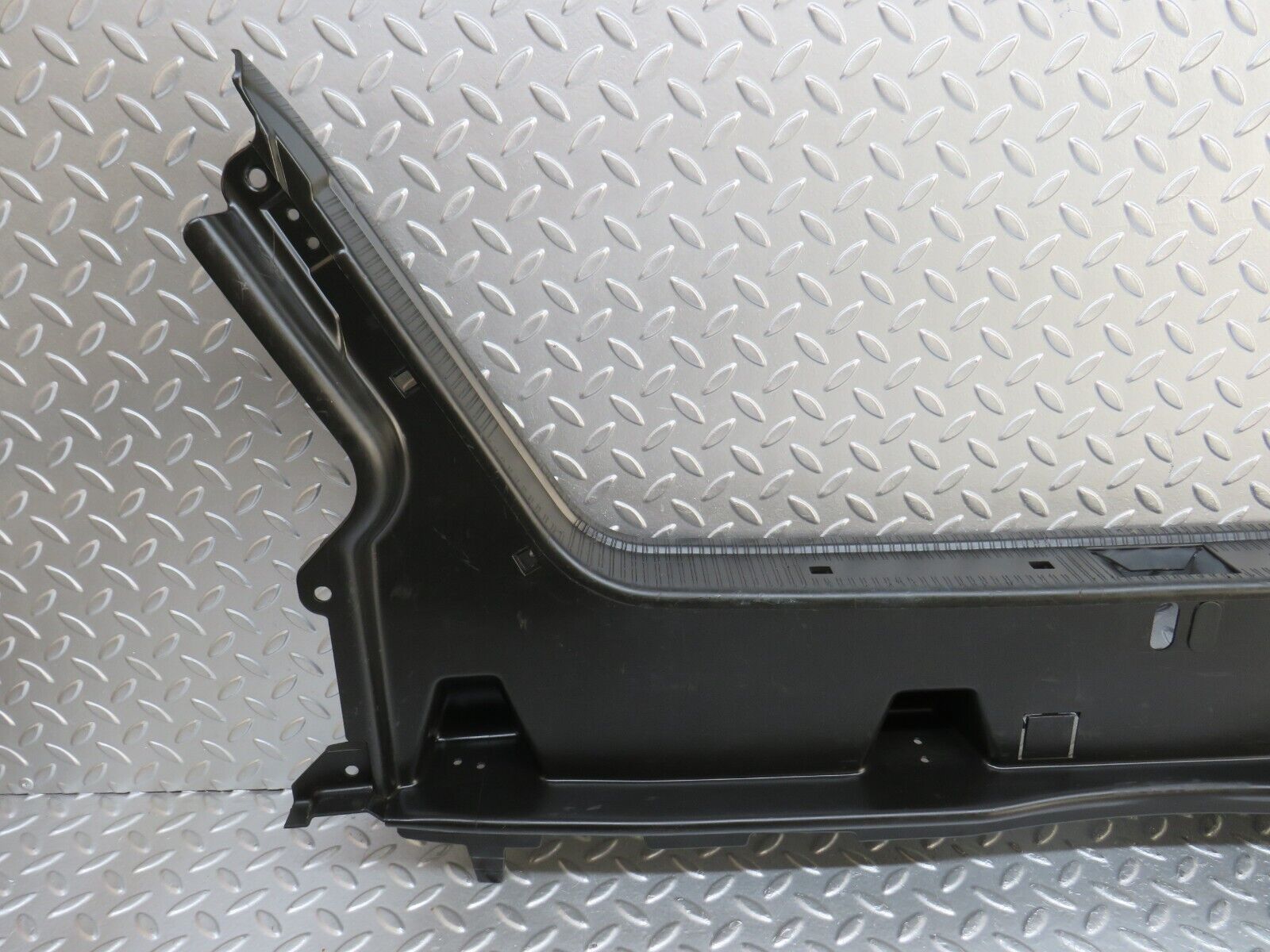 33212 Mercedes-Benz W202 C180 Trunk Lock Trim Panel 2026905825