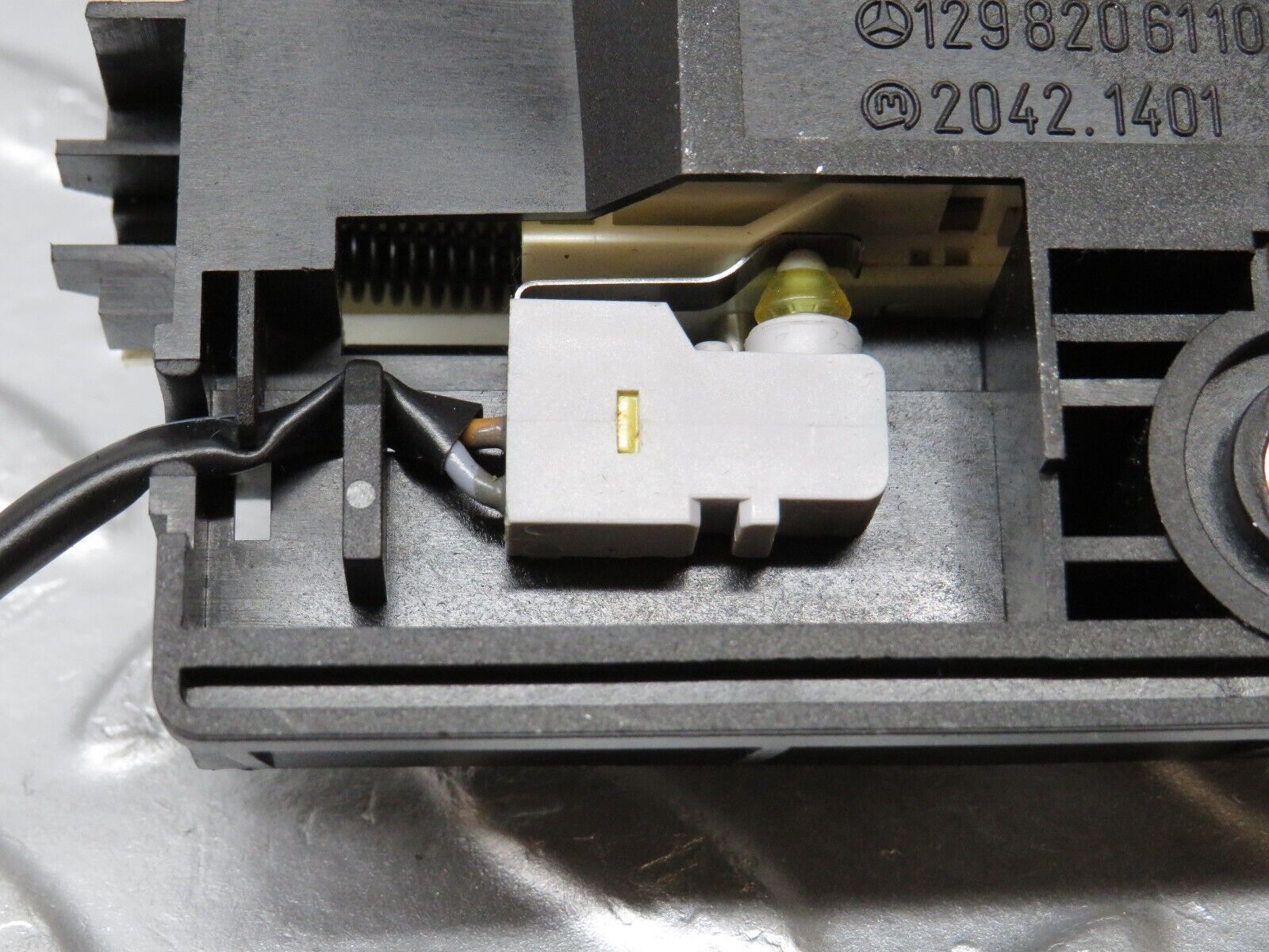 39502 Mercedes-Benz R129 320SL Coupe Roof Limit Switch 1298206110