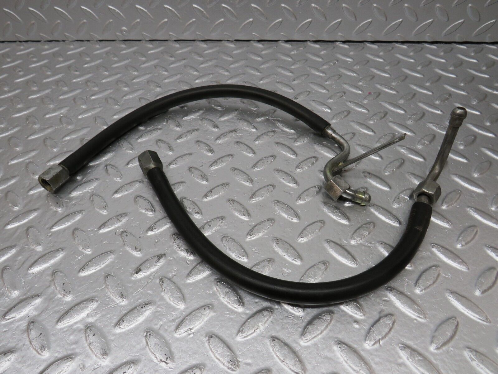 34182 Mercedes-Benz W124 260E Fuel Hose Pipe
