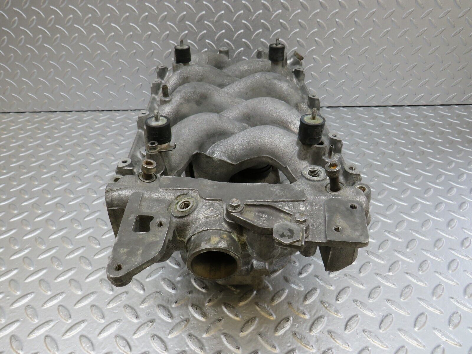 34528 Mercedes-Benz C126 380SEC Coupe Intake Manifold 1161415701