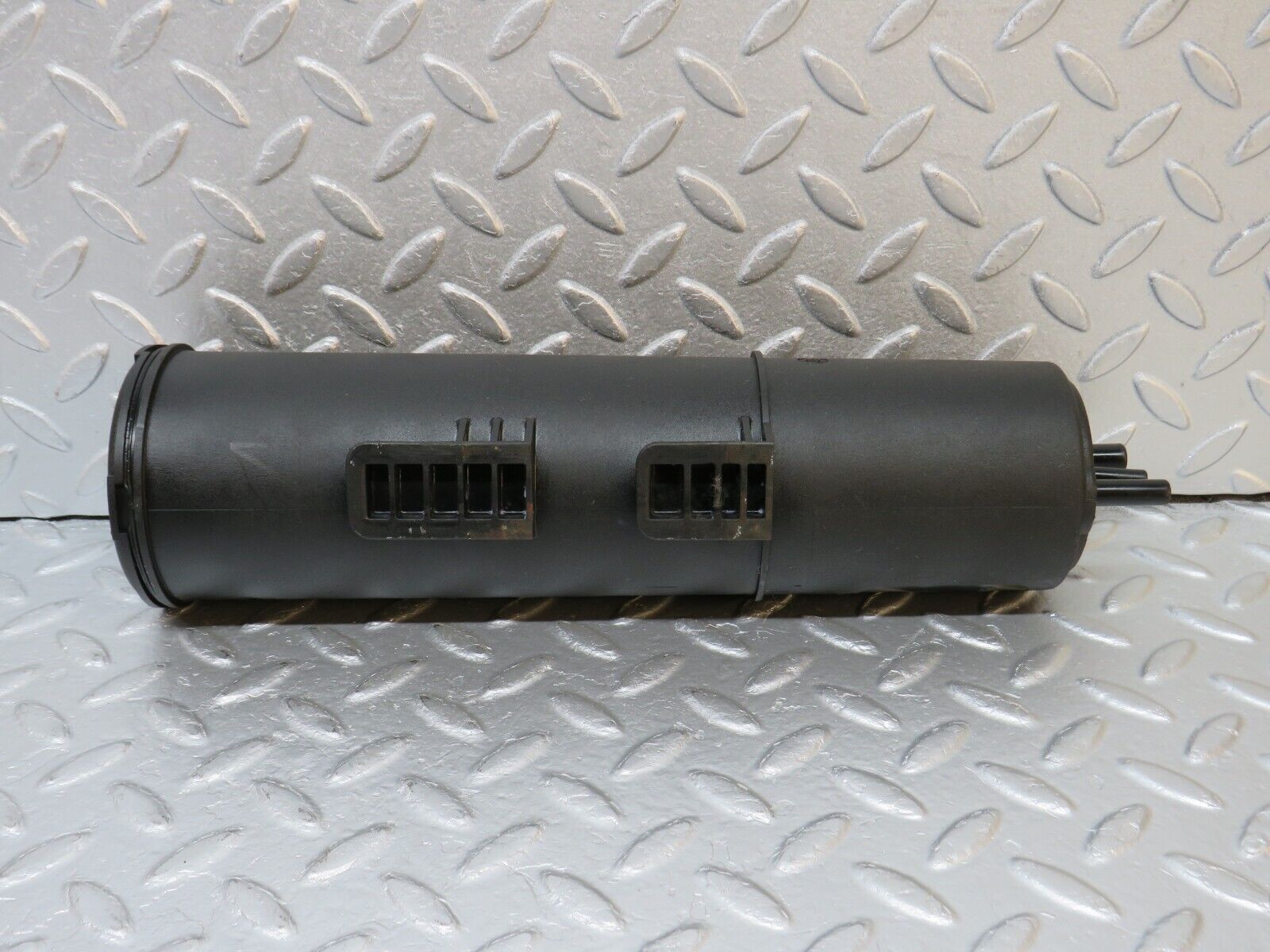 39392 Mercedes-Benz R129 320SL Coupe Fuel Charcoal Filter Canister 1294700859