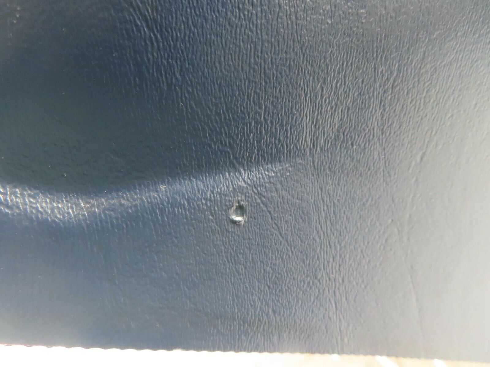 11350 Mercedes-Benz C123 230CE Coupe Centre Console Blue