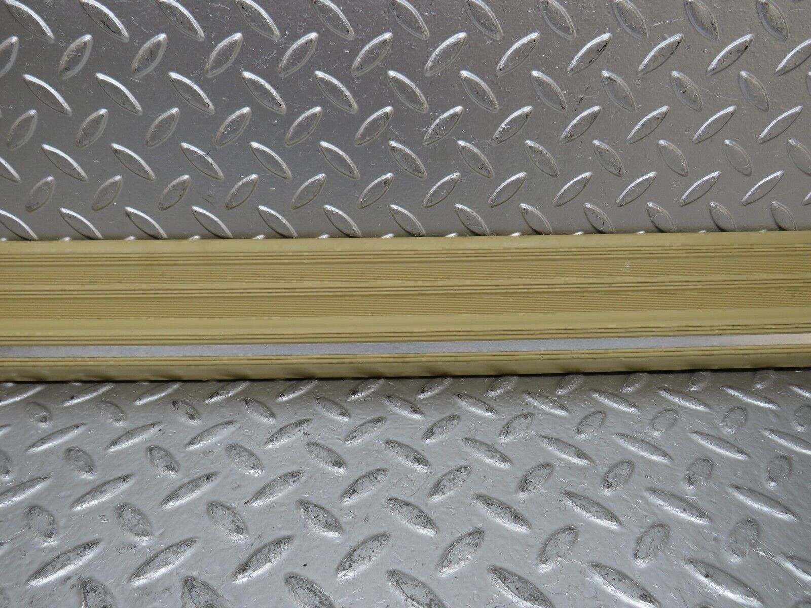 29740 Mercedes-Benz W123 230E Front Right Door Sill Trim Beige