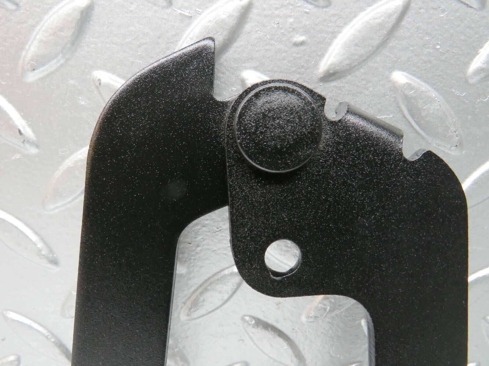 23374 Mercedes-Benz W116 350SE Bonnet Hinge Right Side