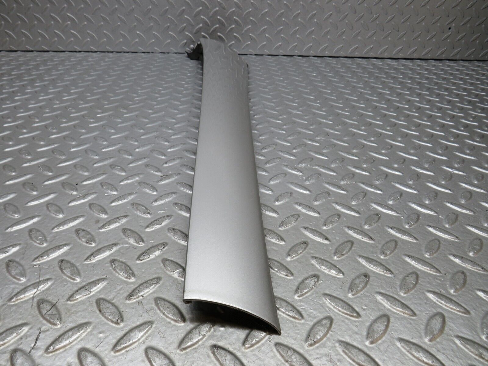 39354 Mercedes-Benz R129 320SL Coupe A Pillar Exterior Cover Trim Right 1296980218 1296980298