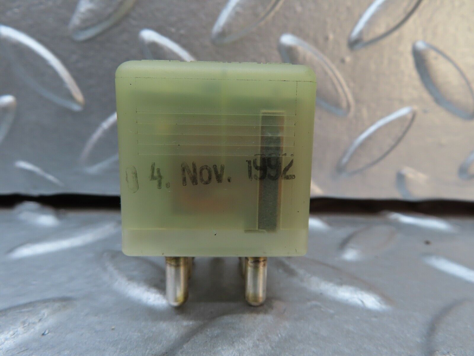 20039 Mercedes-Benz R129 300SL Coupe Door Window Control Relay 0015427819