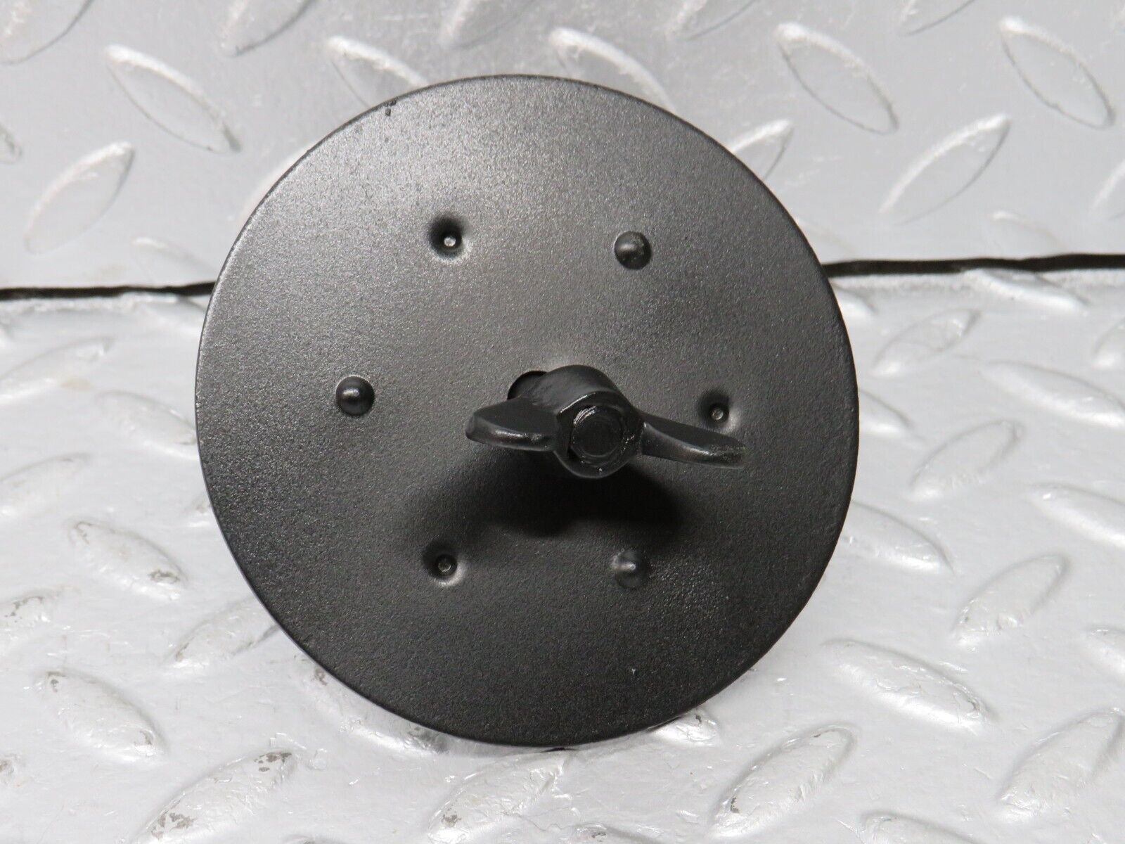 40538 Mercedes-Benz W123 300D Spare Wheel Holder